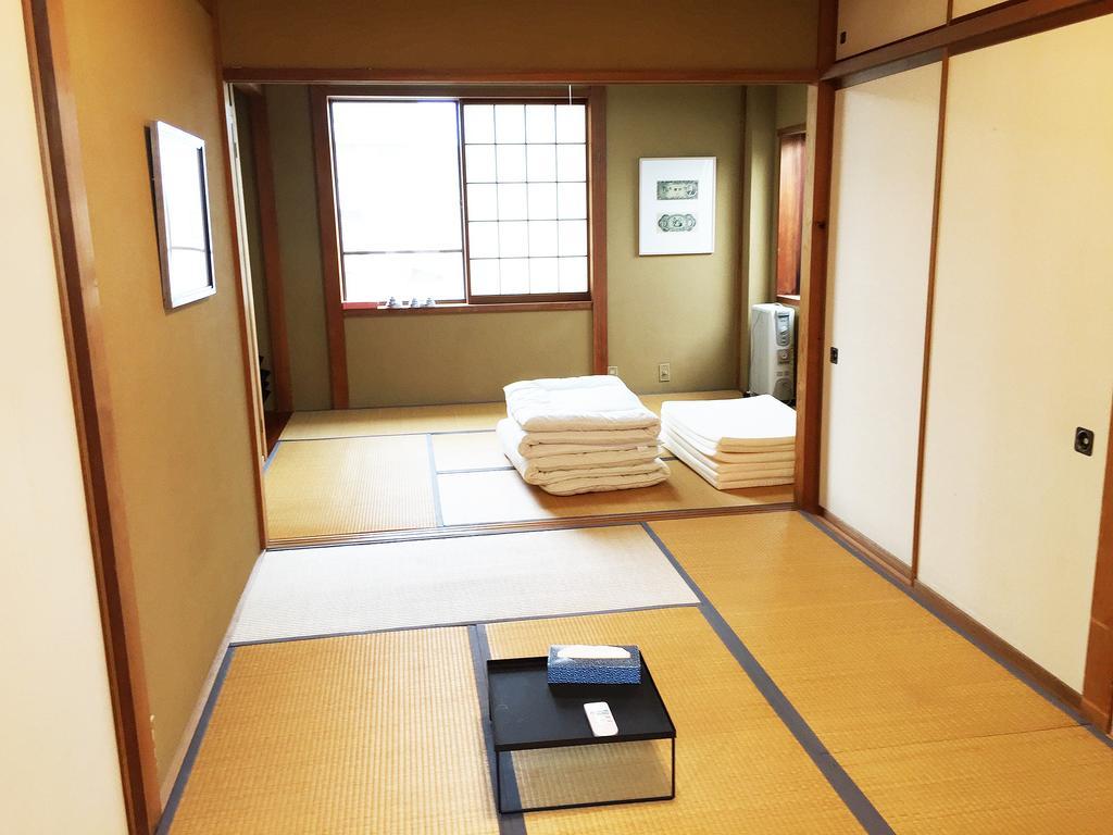 Toolate Guesthouse Toyama Station Екстериор снимка