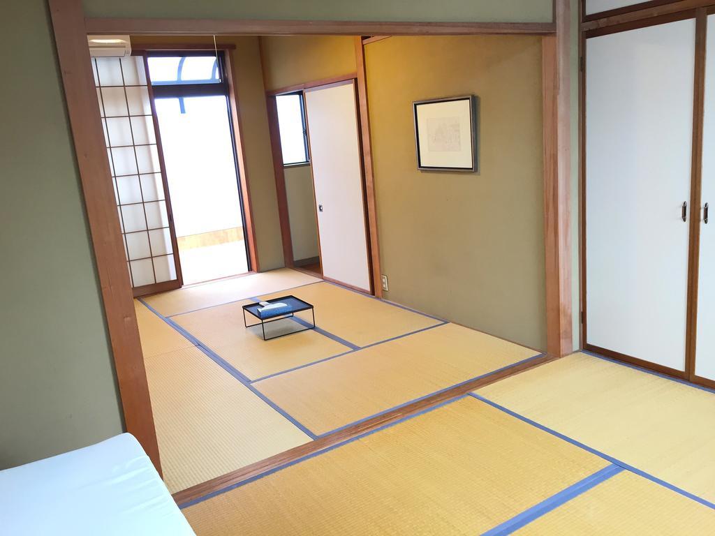 Toolate Guesthouse Toyama Station Екстериор снимка