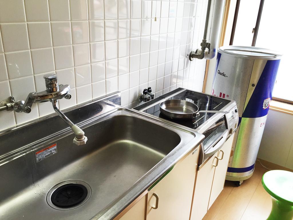 Toolate Guesthouse Toyama Station Екстериор снимка